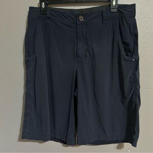 Lululemon Kahuna printed flat front shorts men’s size 34